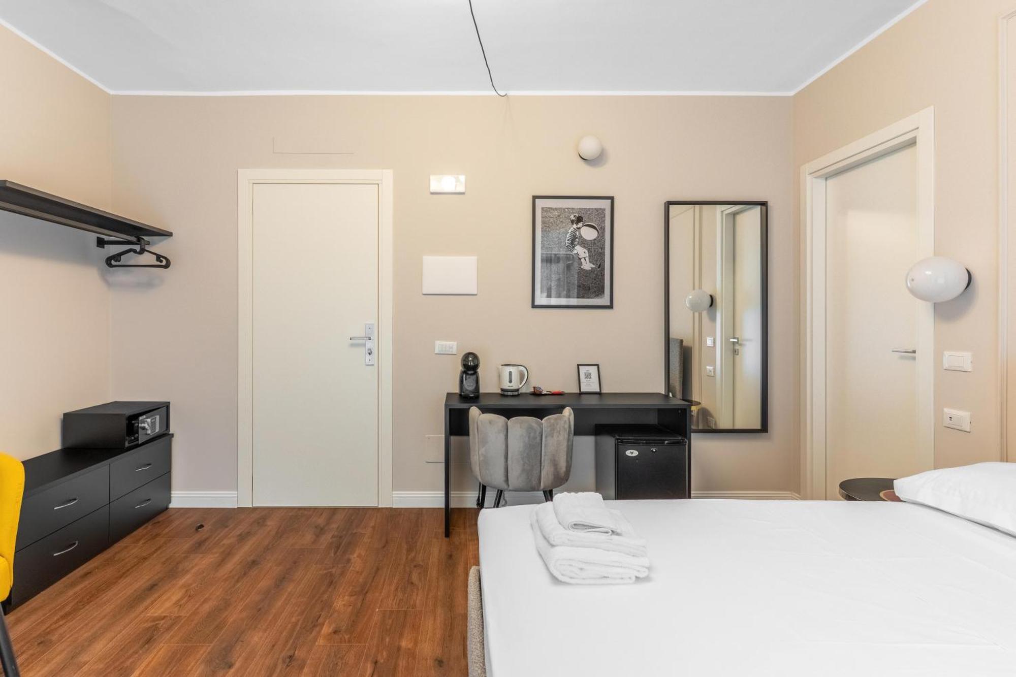 Torriani Suites Foresteria Lombarda Milano Exterior foto